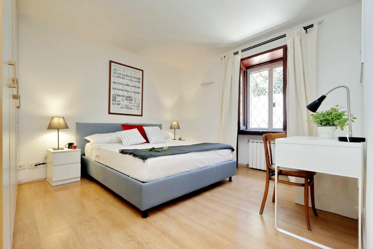 St Peter Mediatrice Apartment Рим Екстер'єр фото